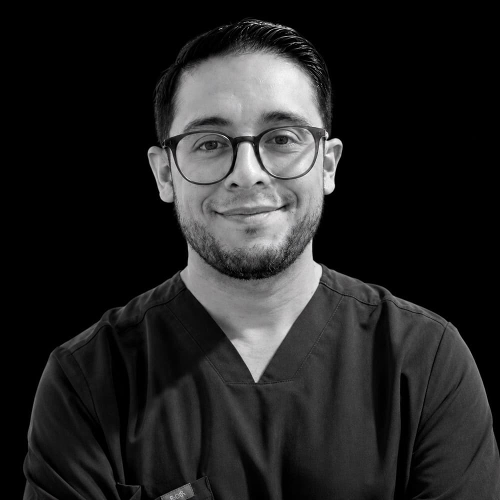 Dr. Rogelio Ríos Esparza