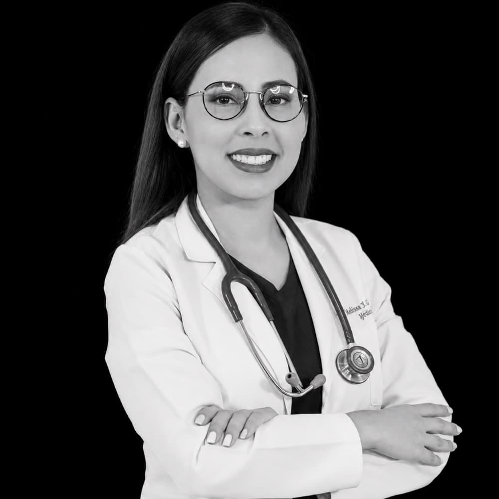 Dra. Adriana Turrubiates Flores